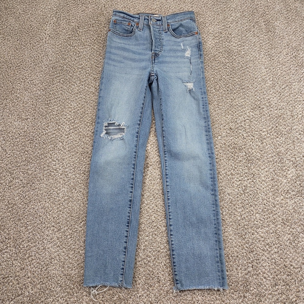 Levi's‎ Wedgie Straight Jeans Womens 24 Blue Light Wash Button Fly Distressed